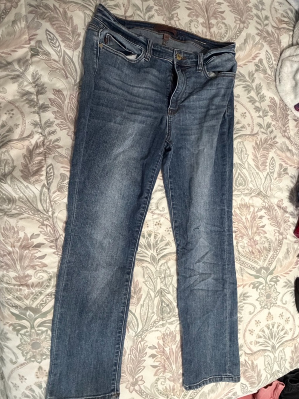 Judy Blue Faded Blue Women's Straight-Leg Jeans